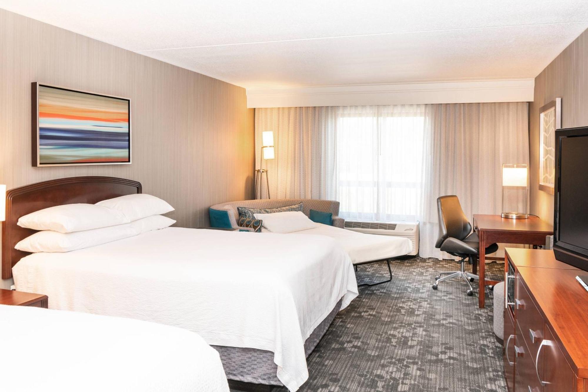 Courtyard By Marriott Bloomington Exterior foto
