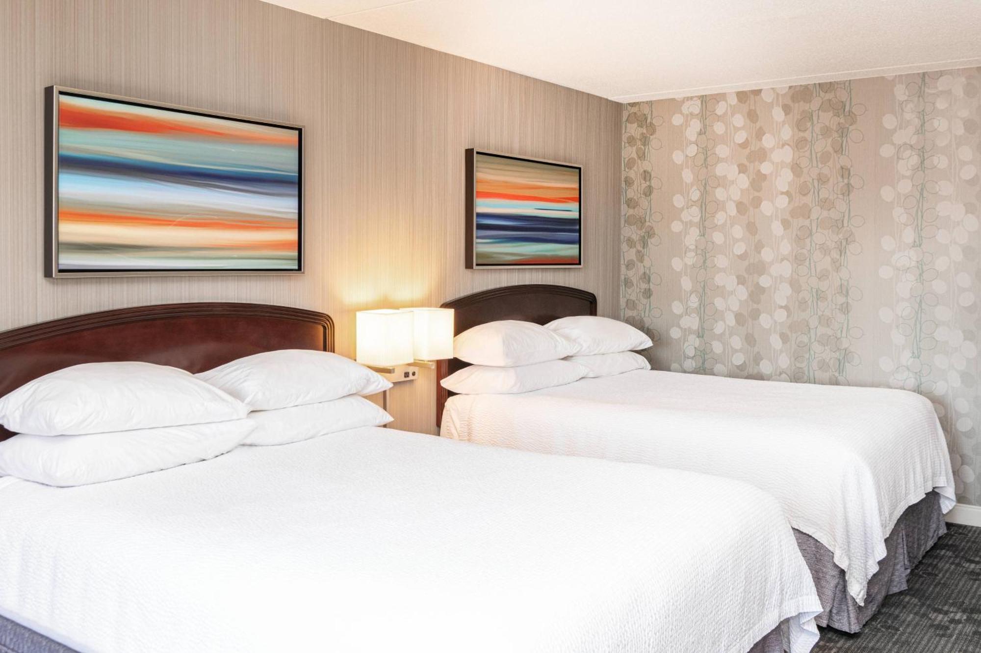 Courtyard By Marriott Bloomington Exterior foto