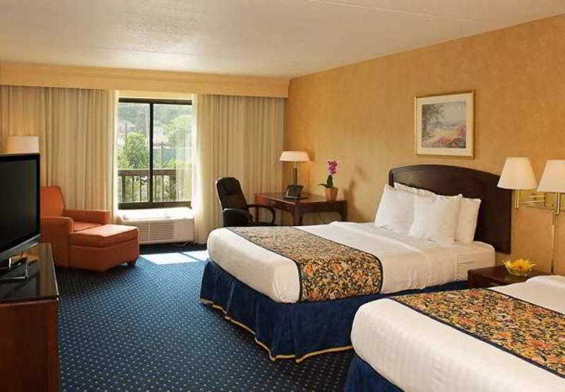 Courtyard By Marriott Bloomington Quarto foto